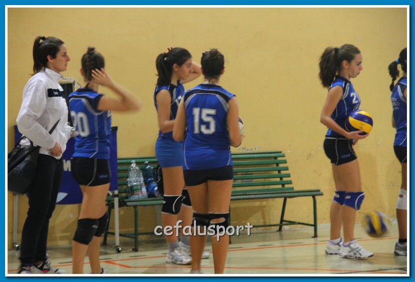 121144 volley 026_tn.jpg